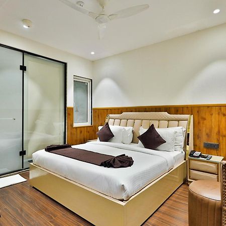 Clay Inn Hotels, Paschim Vihar Delhi  Ngoại thất bức ảnh