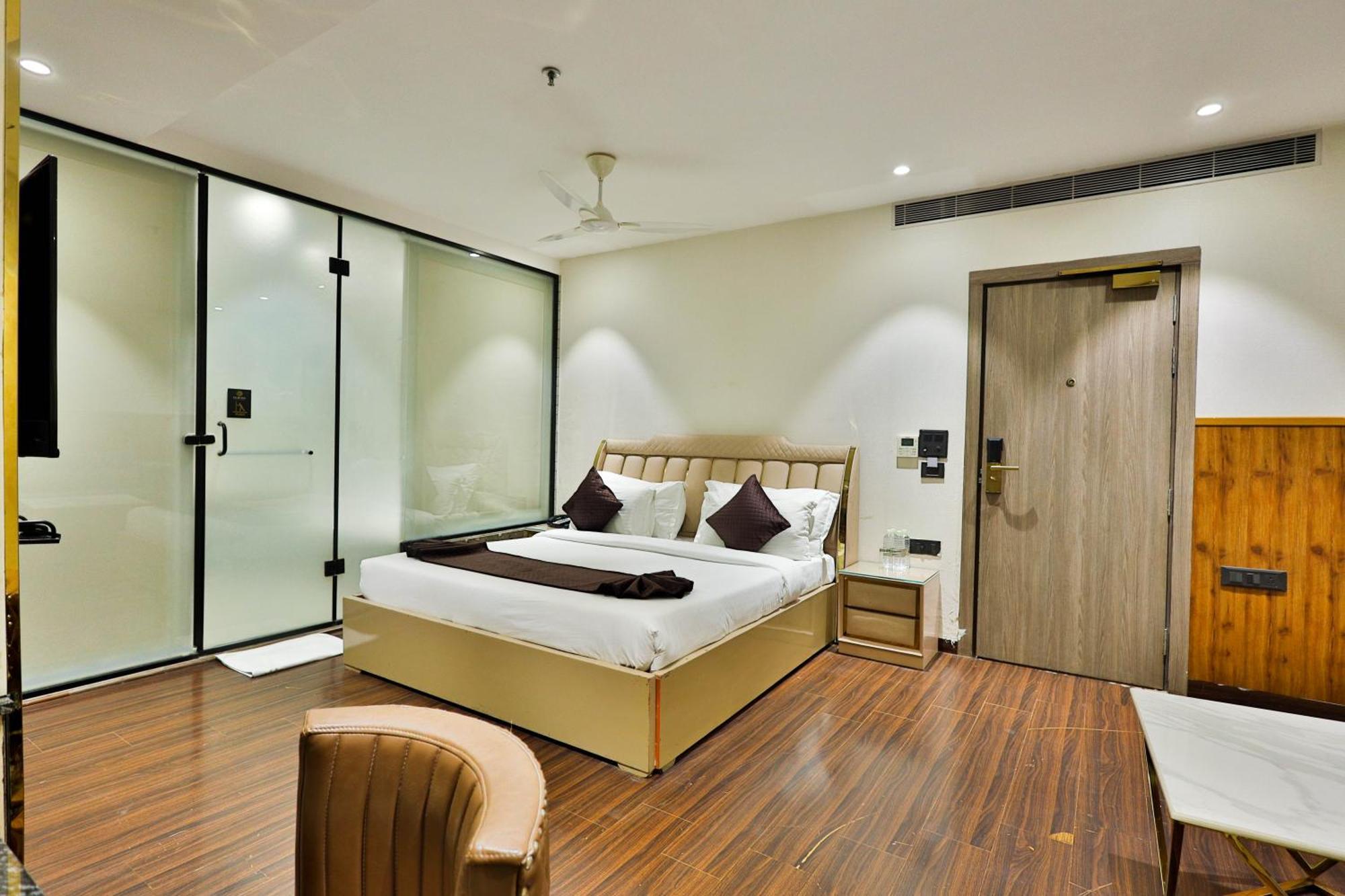 Clay Inn Hotels, Paschim Vihar Delhi  Ngoại thất bức ảnh