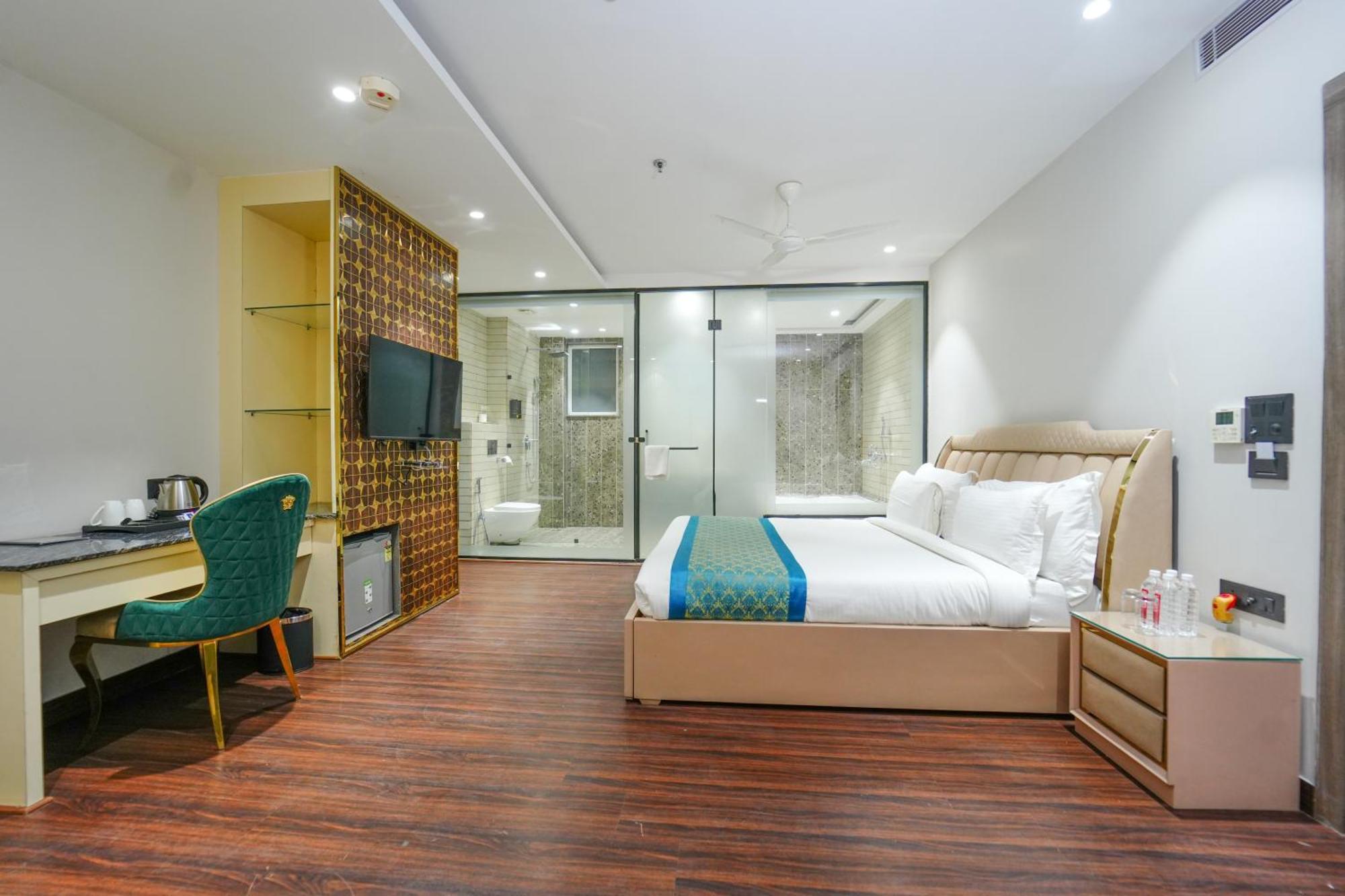 Clay Inn Hotels, Paschim Vihar Delhi  Ngoại thất bức ảnh